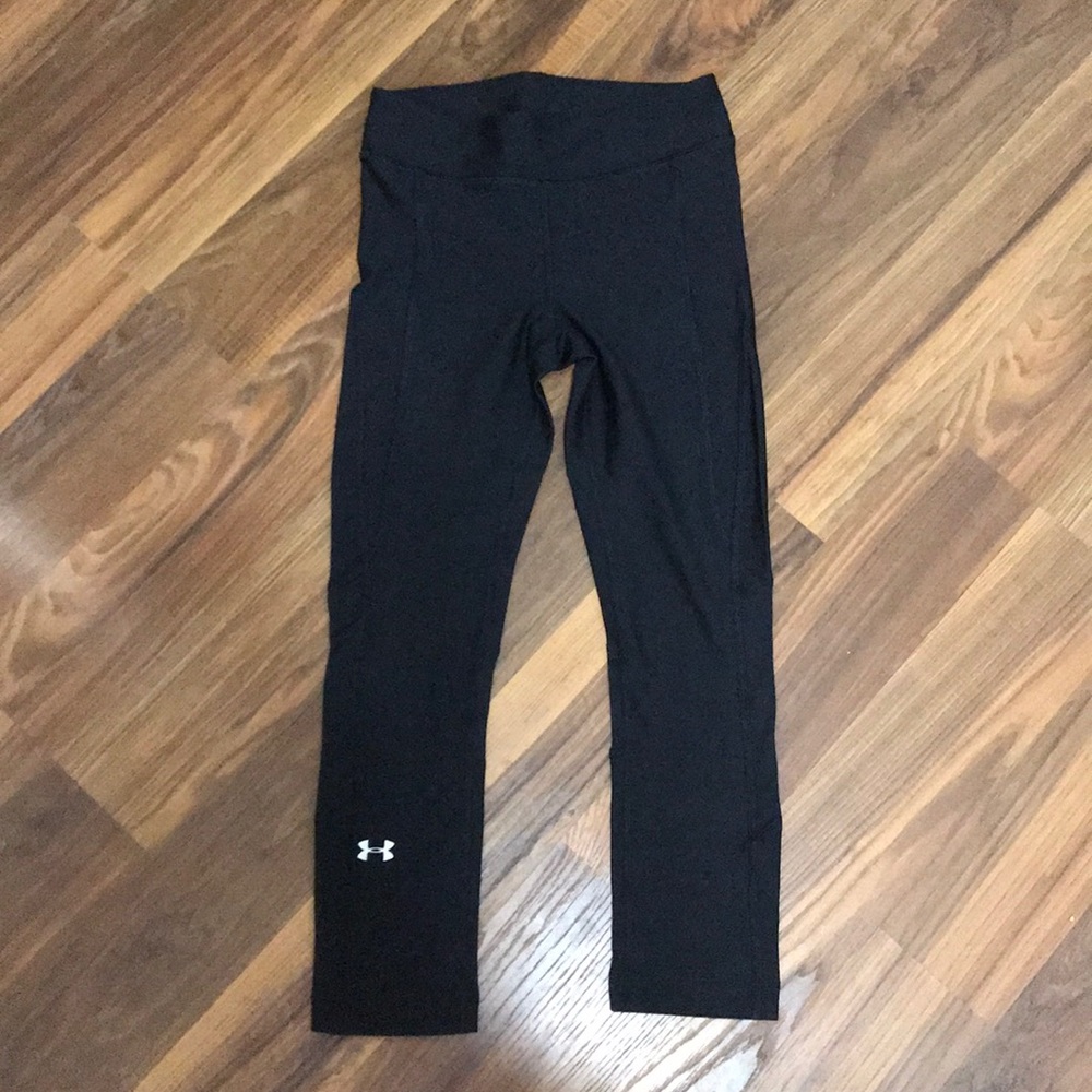 Under armour cropped tights